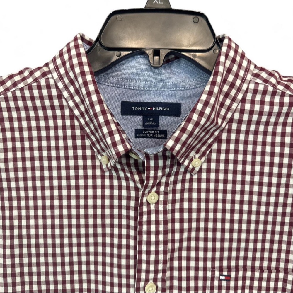 Tommy Hilfiger Men's Maroon Checkered Button Down Shirt